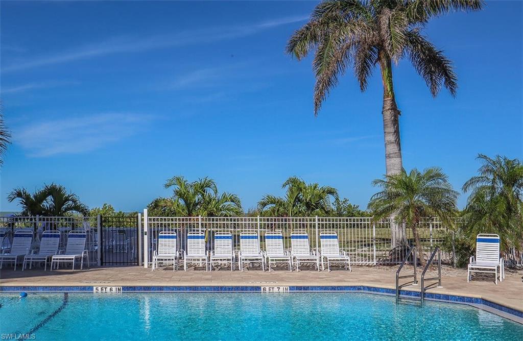 7300 Estero BLVD 606 photo 20