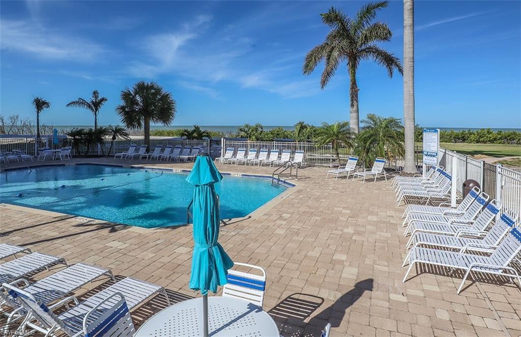 7300 Estero BLVD 606 photo 21