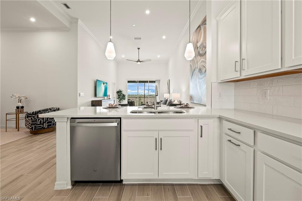 11801 Venetian Lagoon DR 203