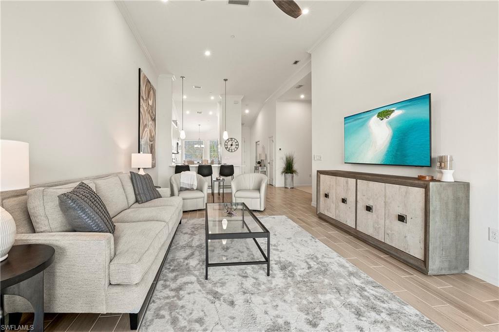 11801 Venetian Lagoon DR 203