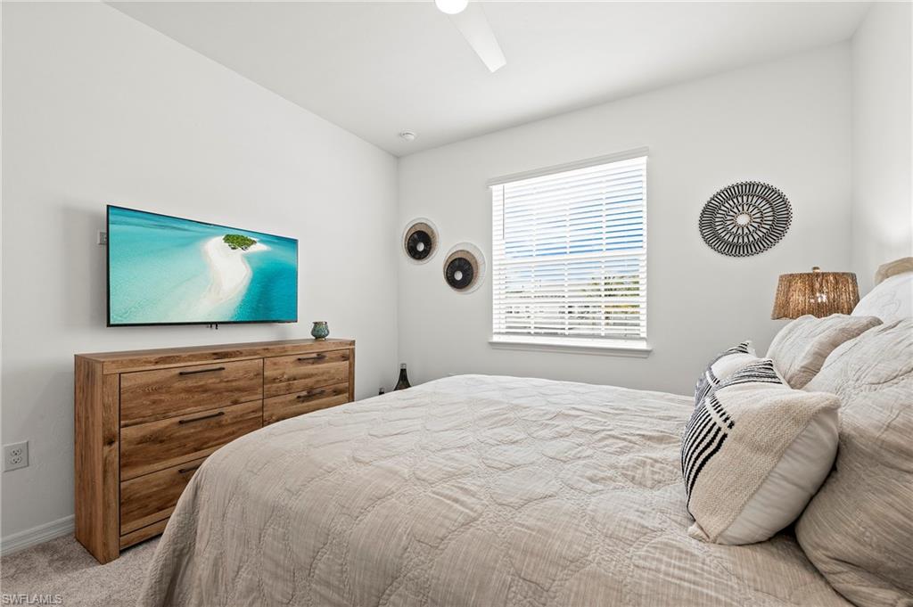 11801 Venetian Lagoon DR 203 photo 15