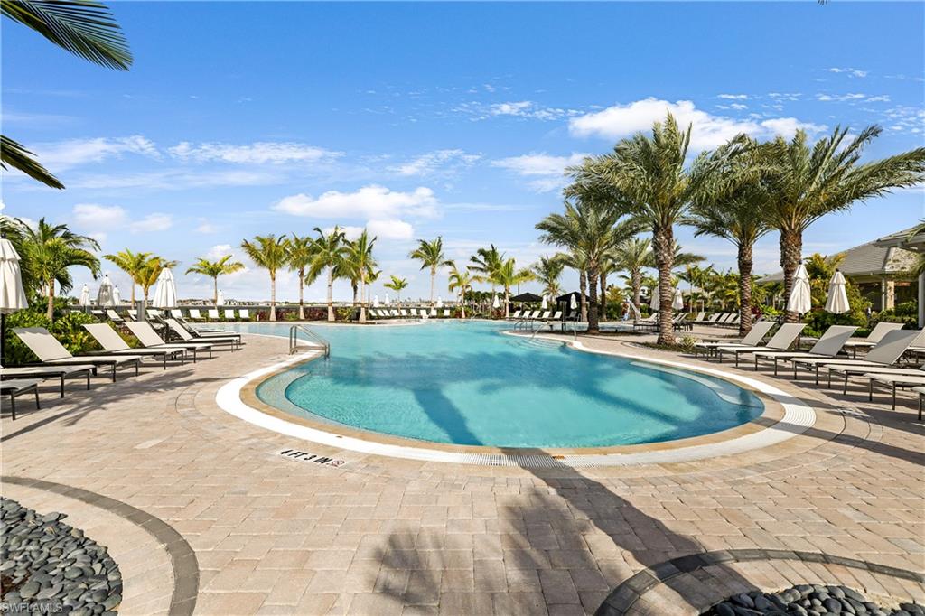 11801 Venetian Lagoon DR 203 photo 31