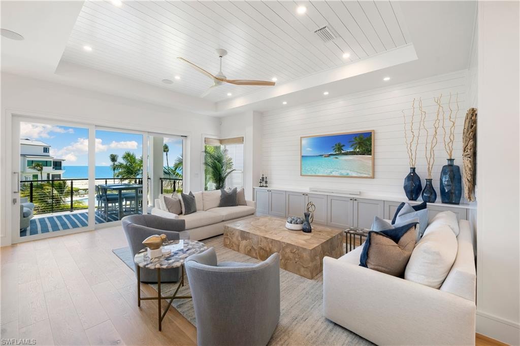 104 Kaula LN