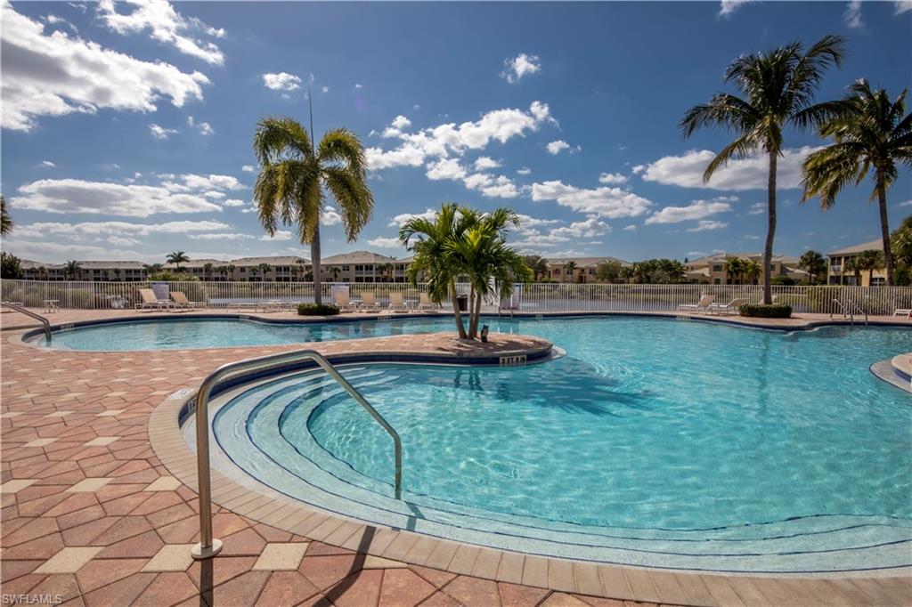 14490 Dolce Vista RD 202
