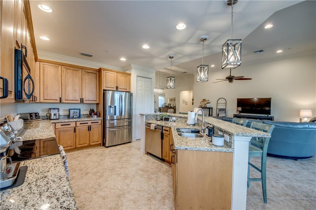 14490 Dolce Vista RD 202 photo 19