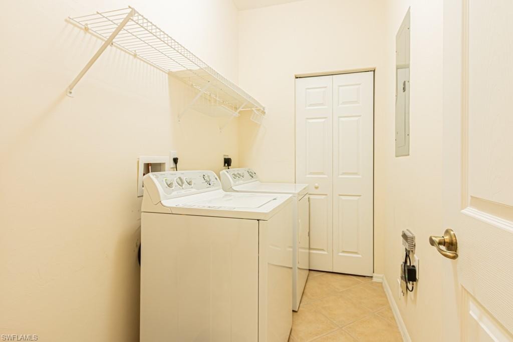 3977 Bishopwood CT E 206 photo 26