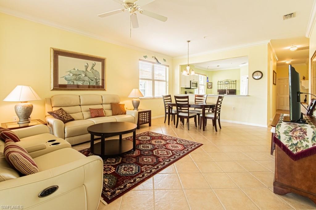 3977 Bishopwood CT E 206