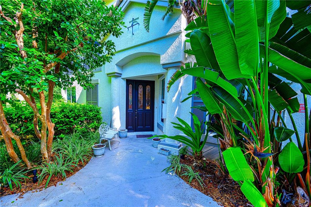 133 Colonade CIR