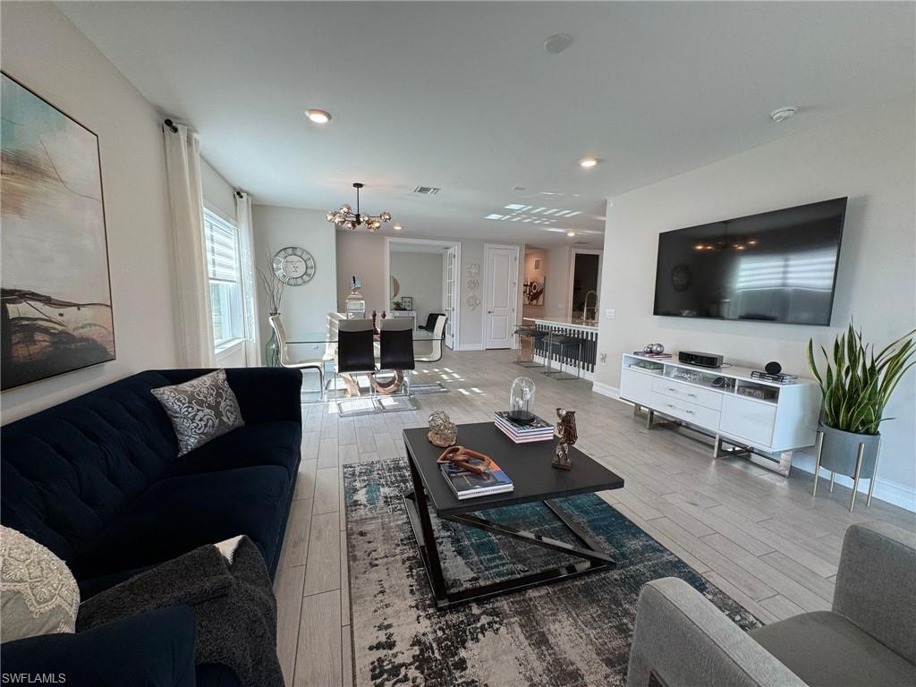 44448 Palm Frond DR photo 7