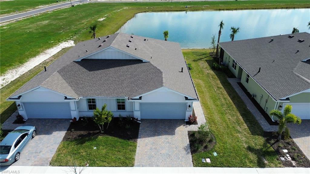 44448 Palm Frond DR photo 20