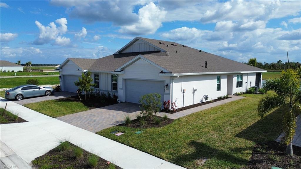 44448 Palm Frond DR photo 19