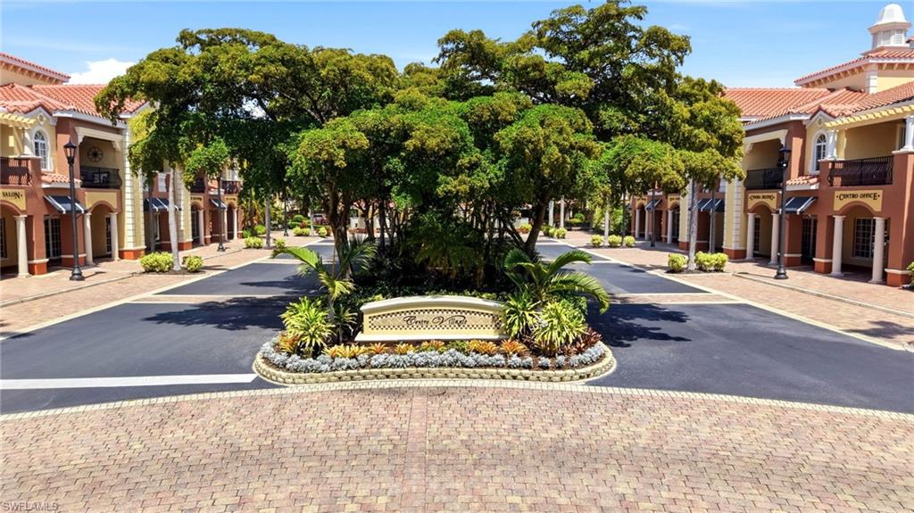 Centro Villagio - Main Street
