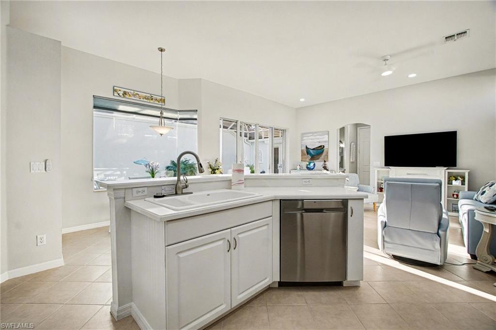 3421 Marbella CT photo 9