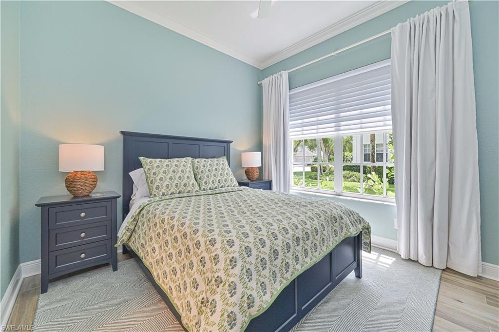 5000 Royal Shores DR 101 photo 31
