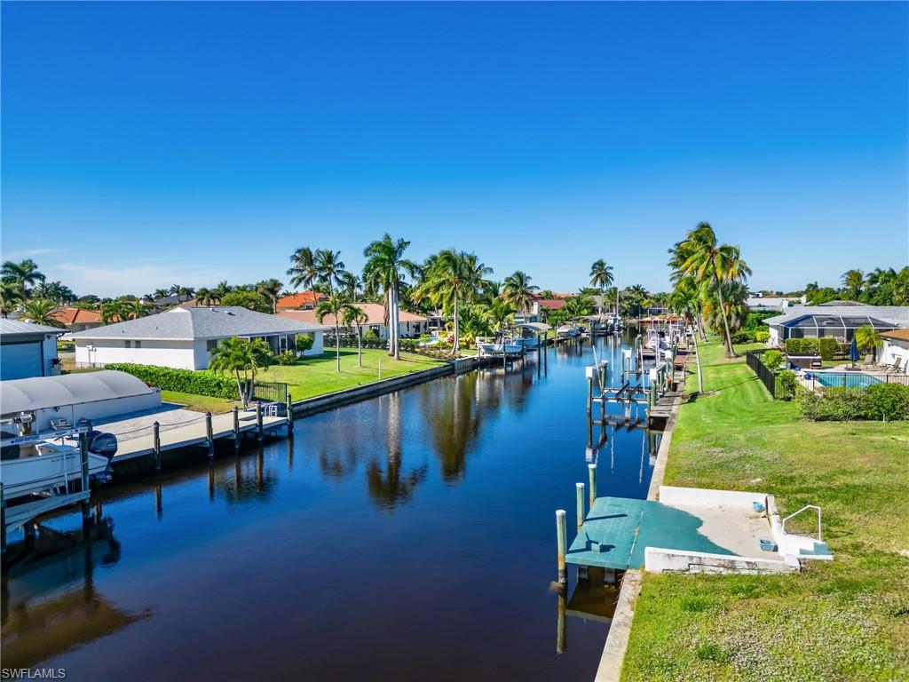9821 Cypress Lake DR photo 24