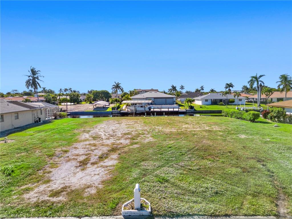 9821 Cypress Lake DR photo 8