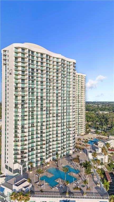 3000 Oasis Grand BLVD 2905 photo 39