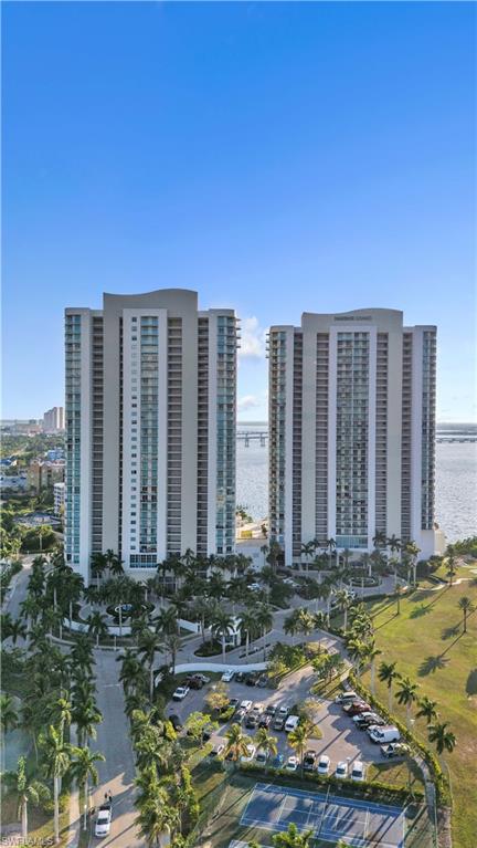 3000 Oasis Grand BLVD 2905 photo 29