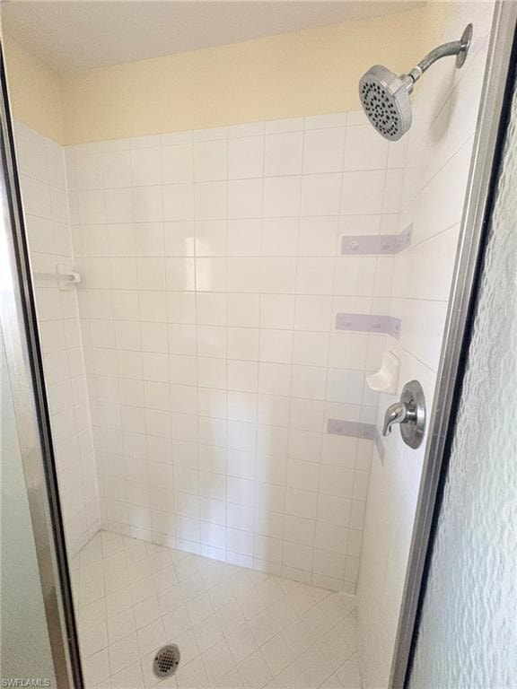 8162 Pacific Beach DR photo 16