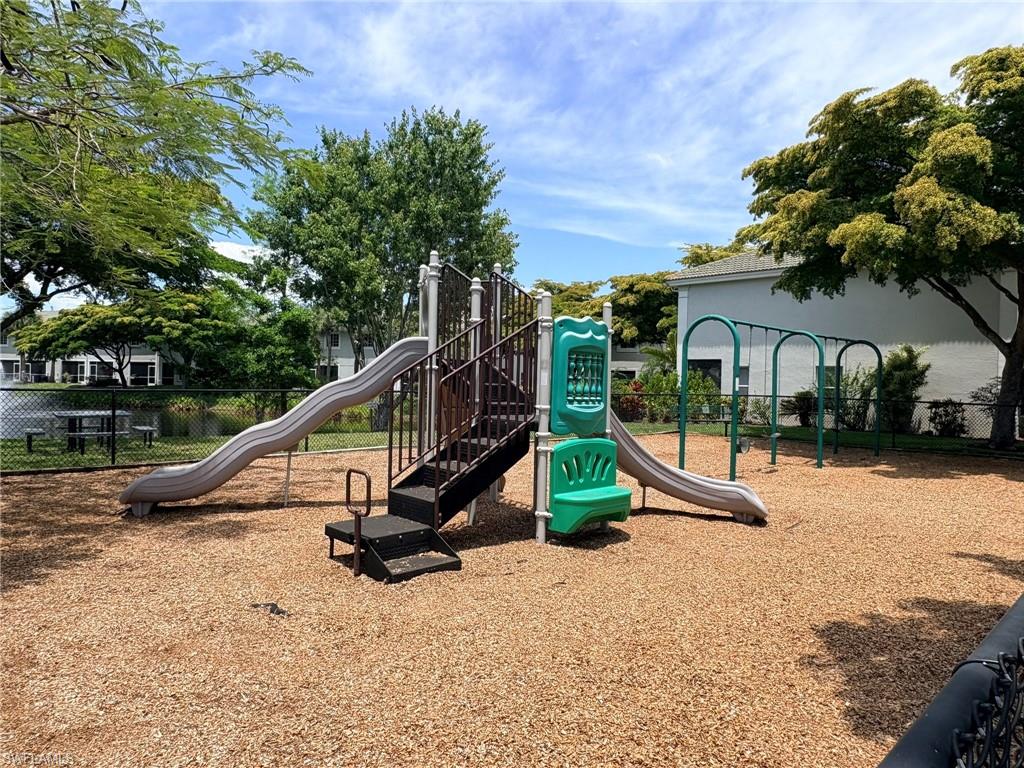 8162 Pacific Beach DR photo 24