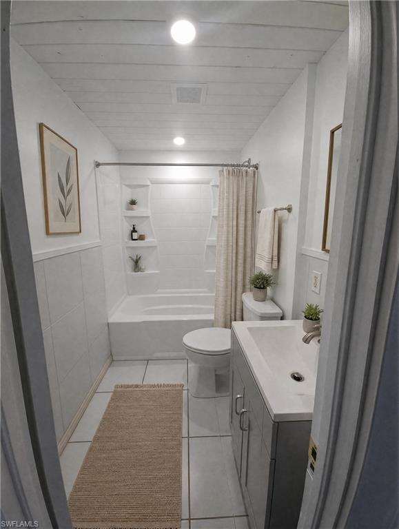 unfurnished virtually staged