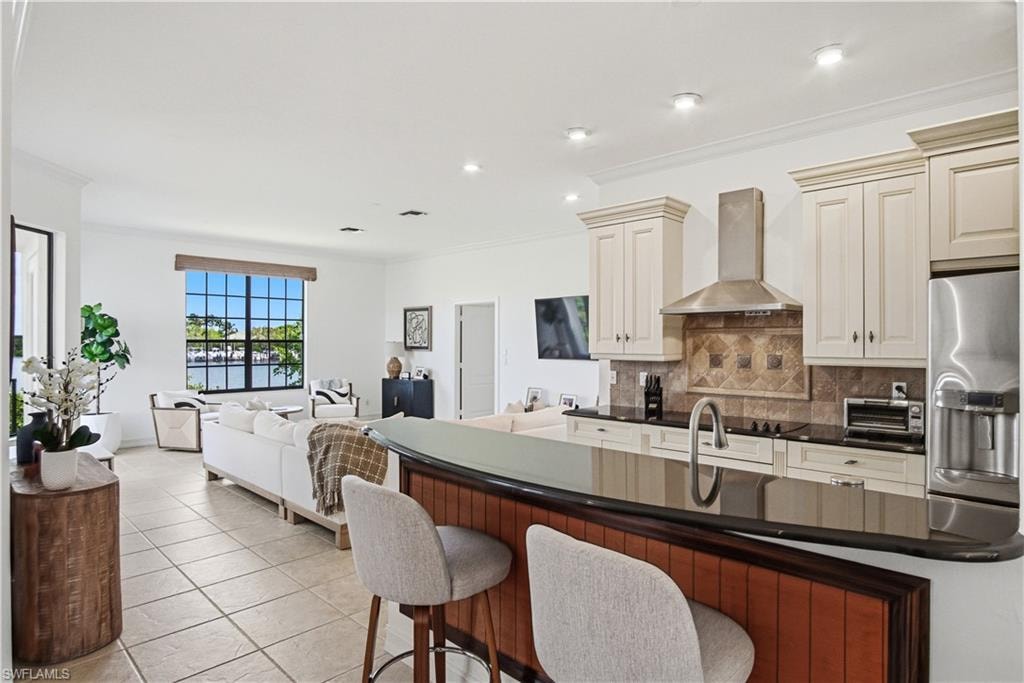 201 San Mateo DR photo 12
