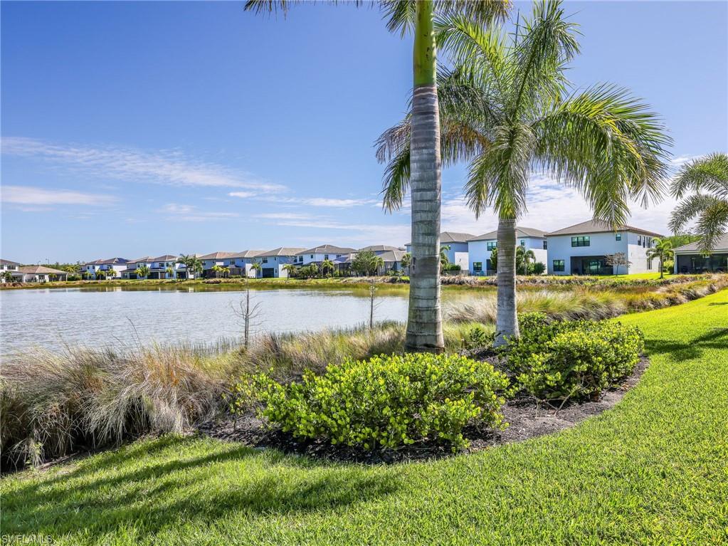 12779 Woodbury DR photo 35