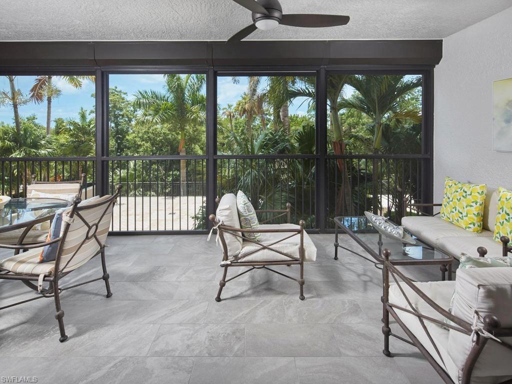 West Facing Lanai