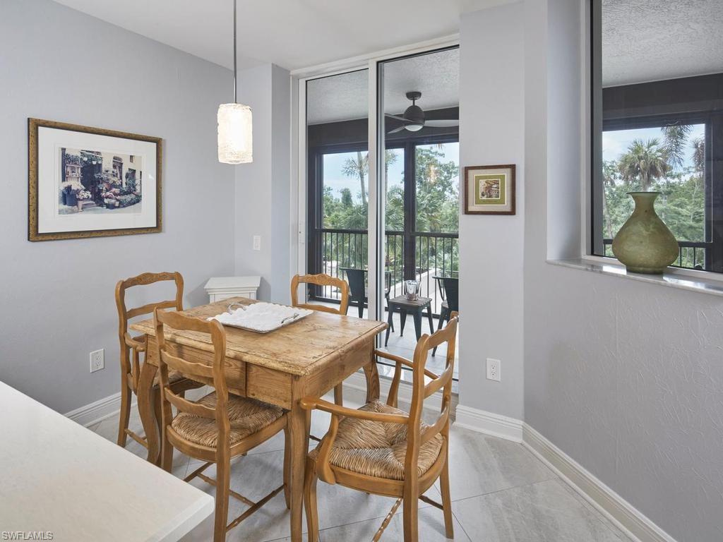 Morning Room - Eat in Kitchen