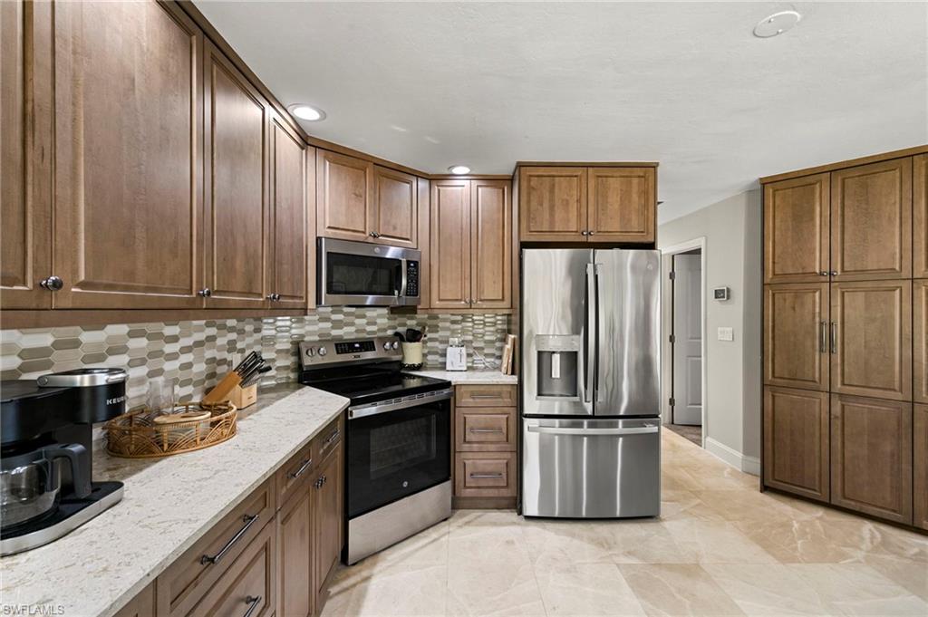 27565 Imperial Shores BLVD photo 12