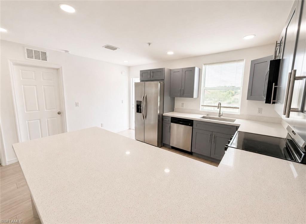 3815 Chiquita BLVD S 201 photo 29