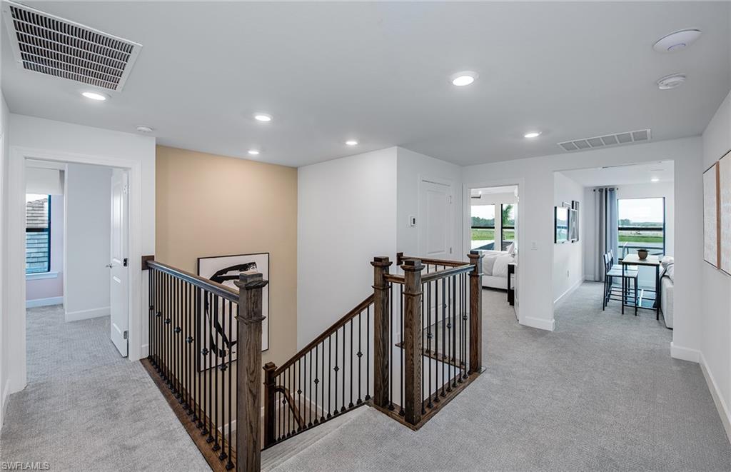 Interior photos are of a staged model home. Illustration purposes only. Options may vary.