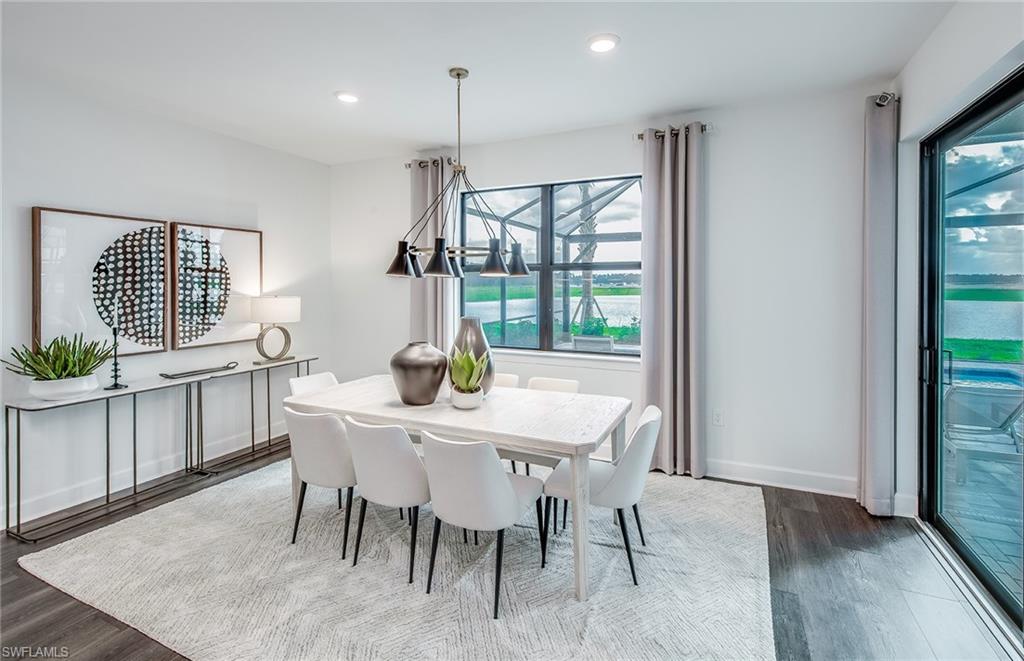 Interior photos are of a staged model home. Illustration purposes only. Options may vary.