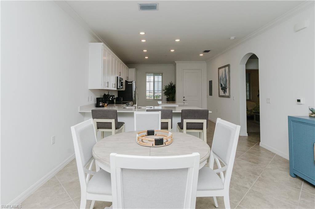 6034 National BLVD 544