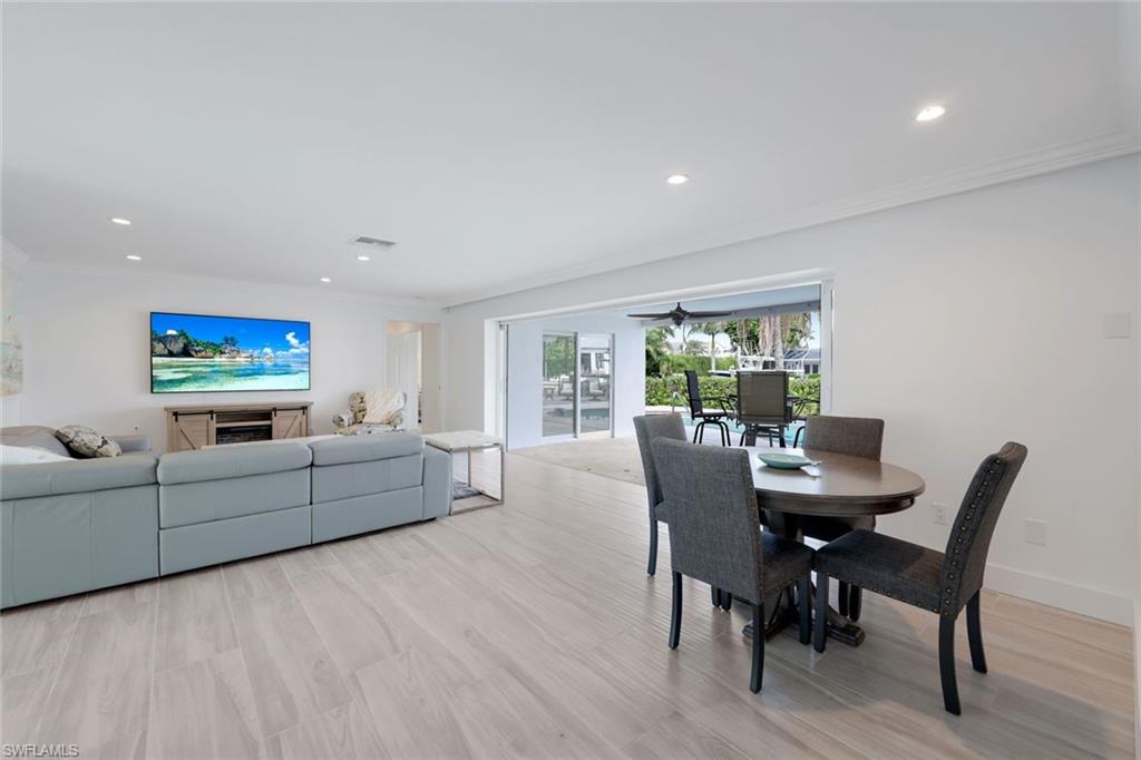 1250 Tuna CT photo 17