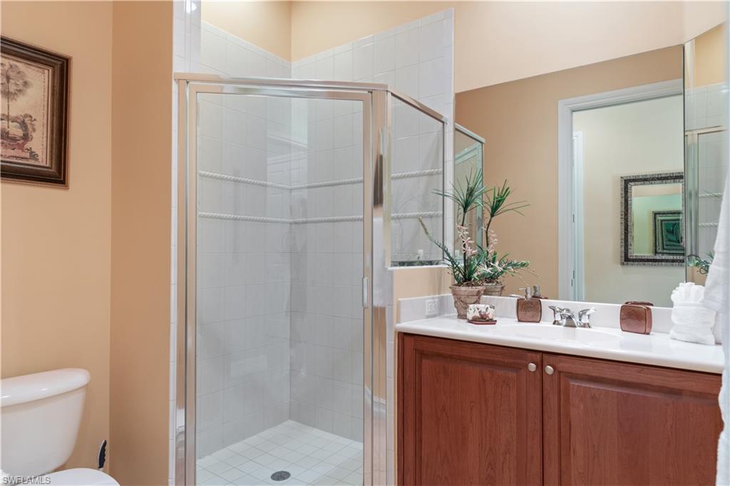 2nd Bathroom