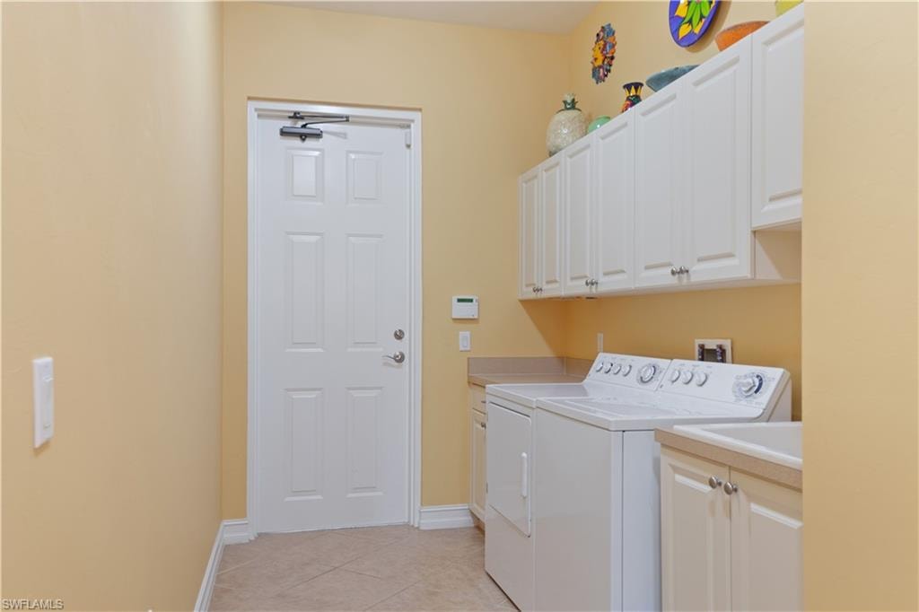 5050 Blauvelt WAY 8-102 photo 11