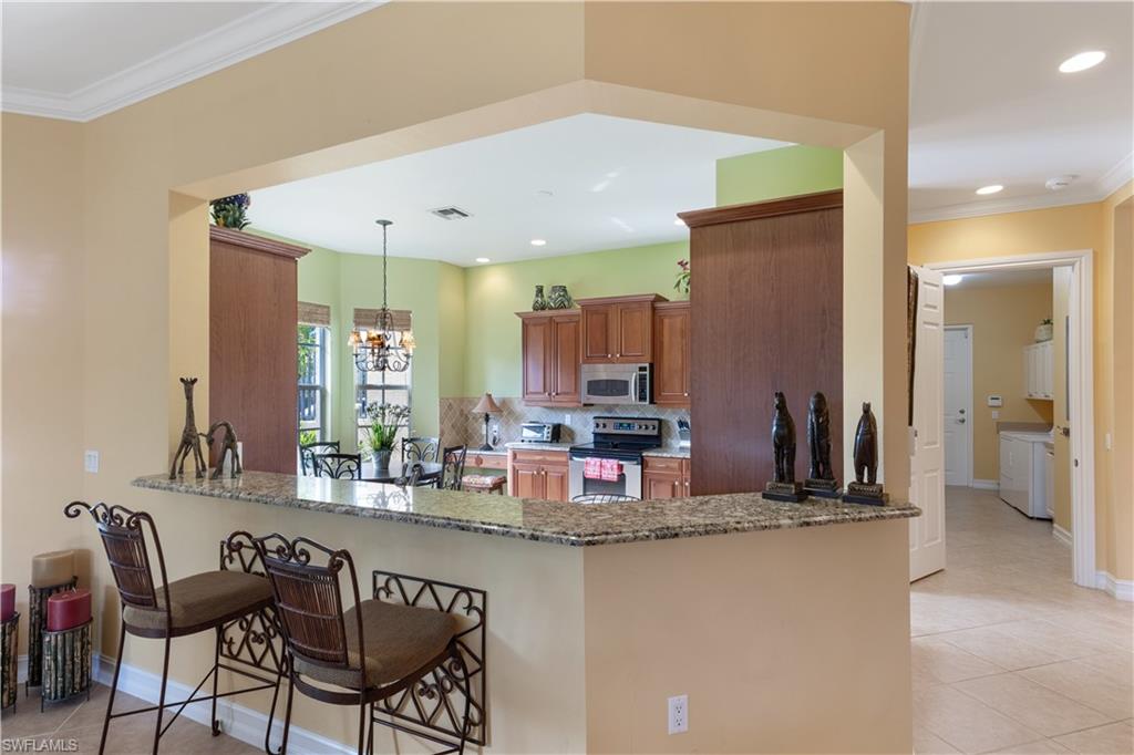 5050 Blauvelt WAY 8-102
