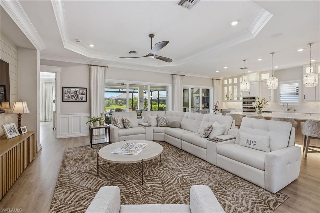 15848 Triesta LN