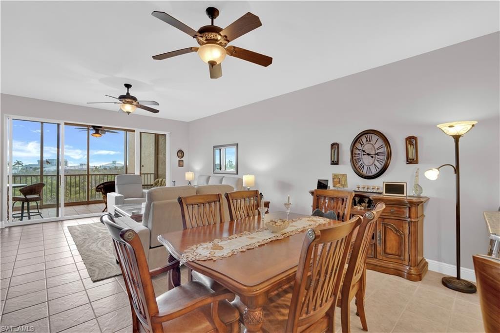 22628 Island Pines WAY 1303 photo 10