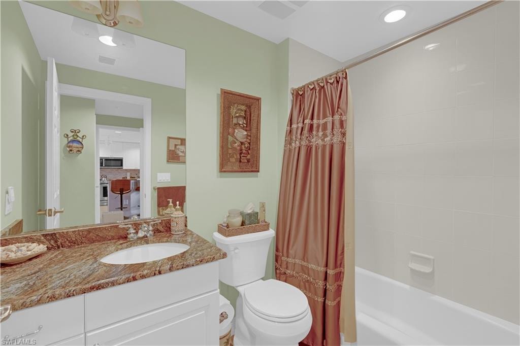 22628 Island Pines WAY 1303 photo 25