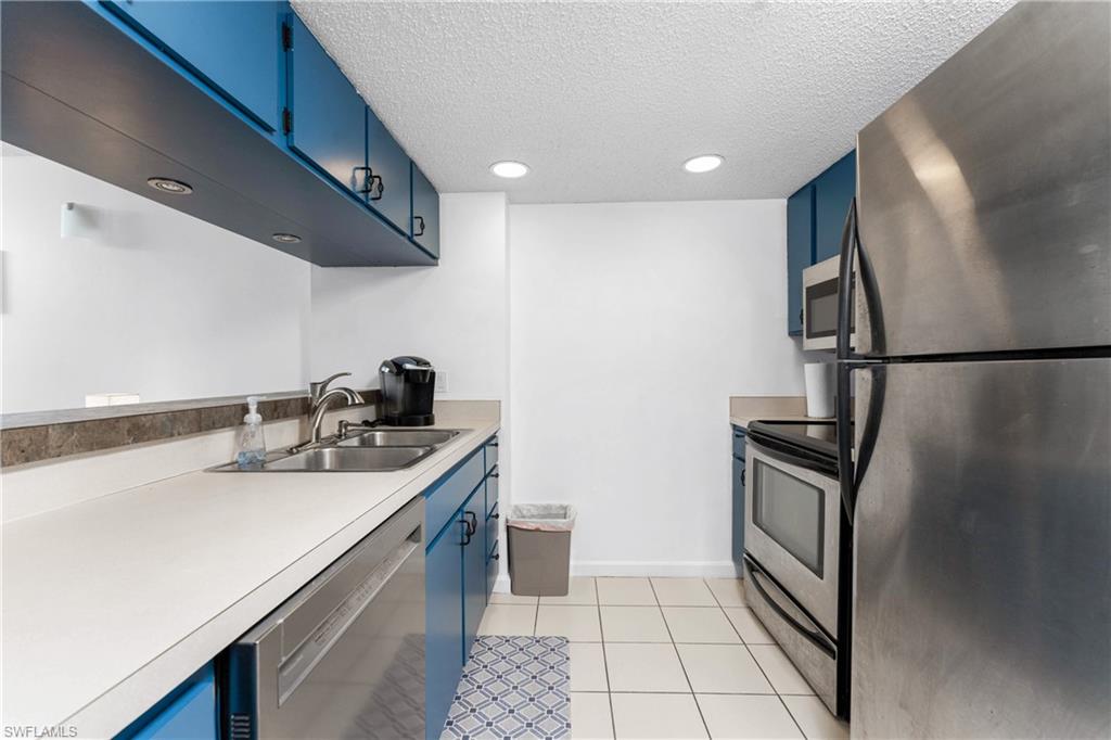 3170 Matecumbe Key RD 115 photo 9