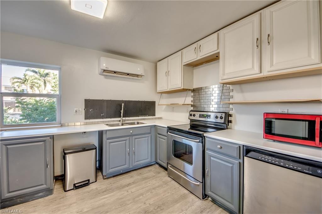 1112 SE 39th TER photo 17