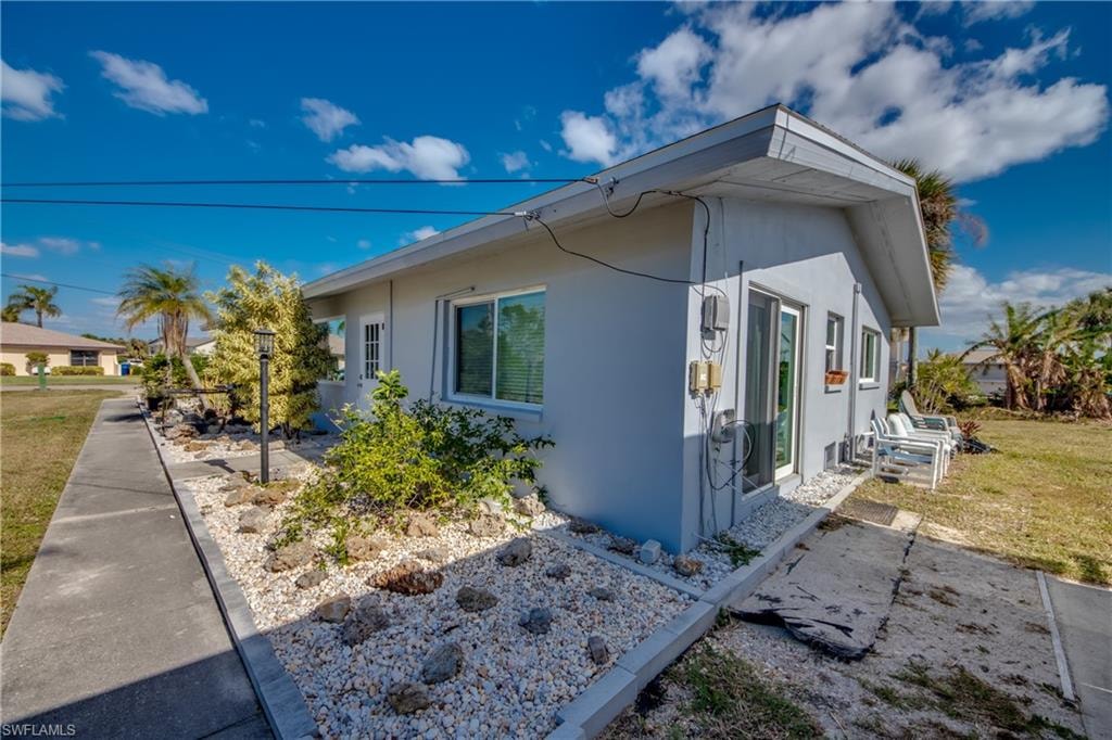 1112 SE 39th TER