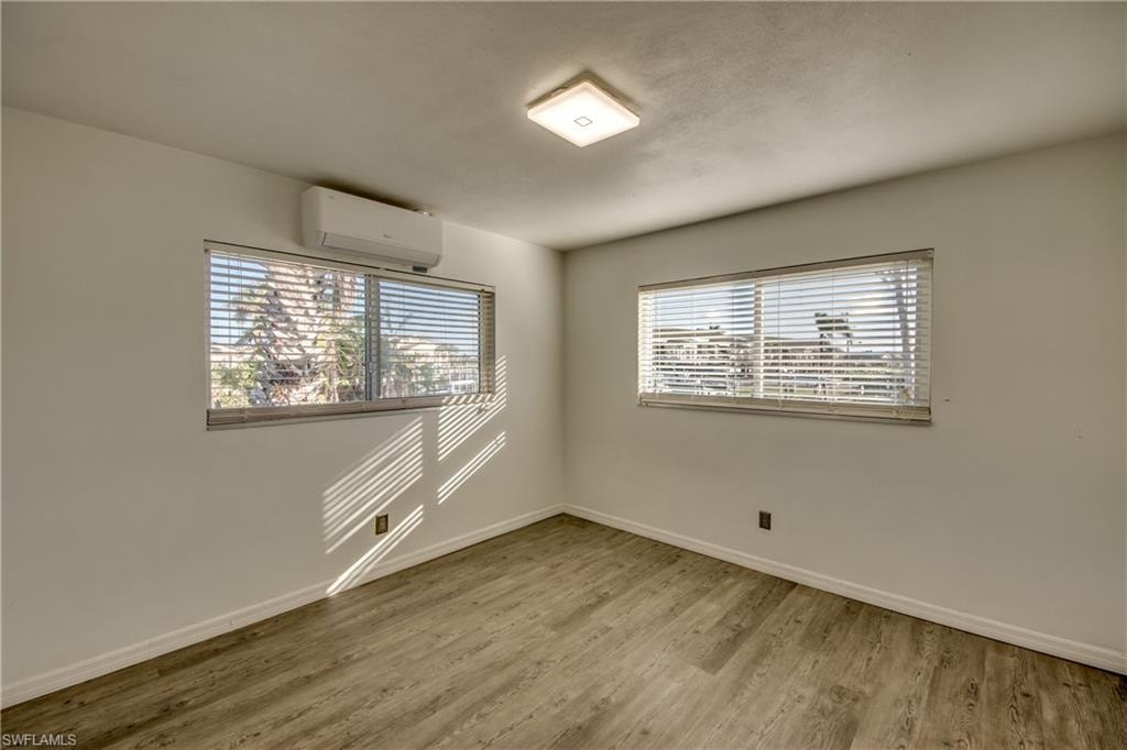 1112 SE 39th TER photo 21
