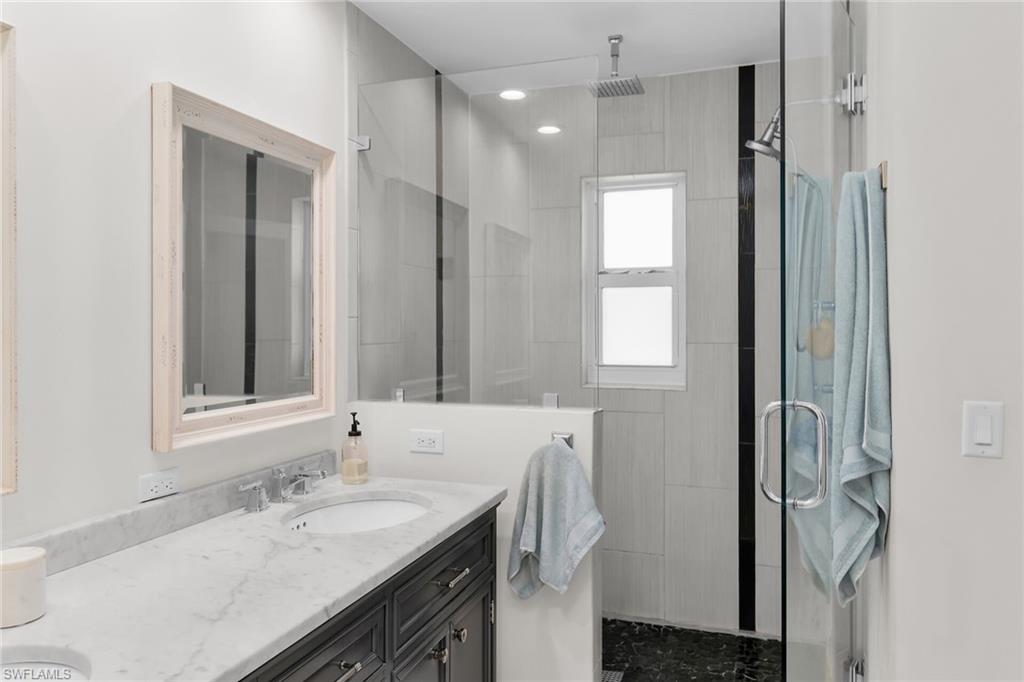 1609 Villa CT photo 11