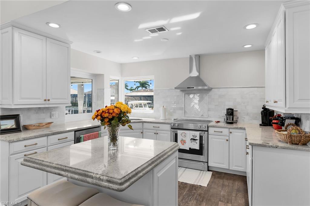 1609 Villa CT photo 8