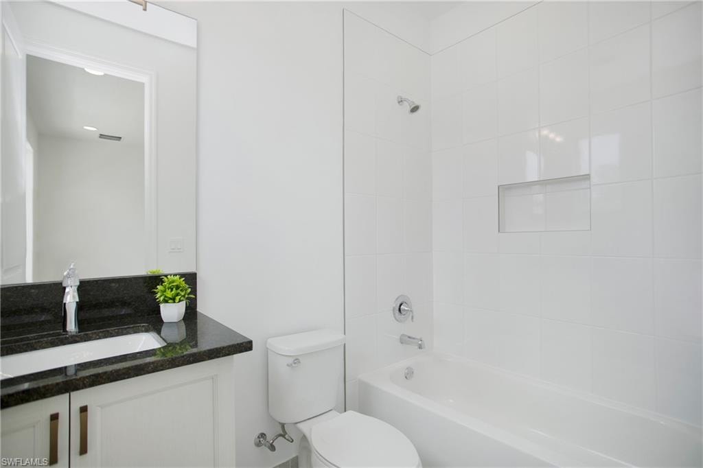 20195 Ainsley ST photo 42