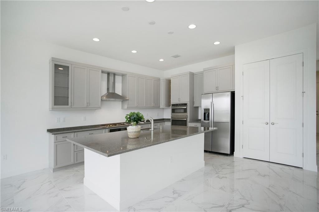 20195 Ainsley ST photo 12