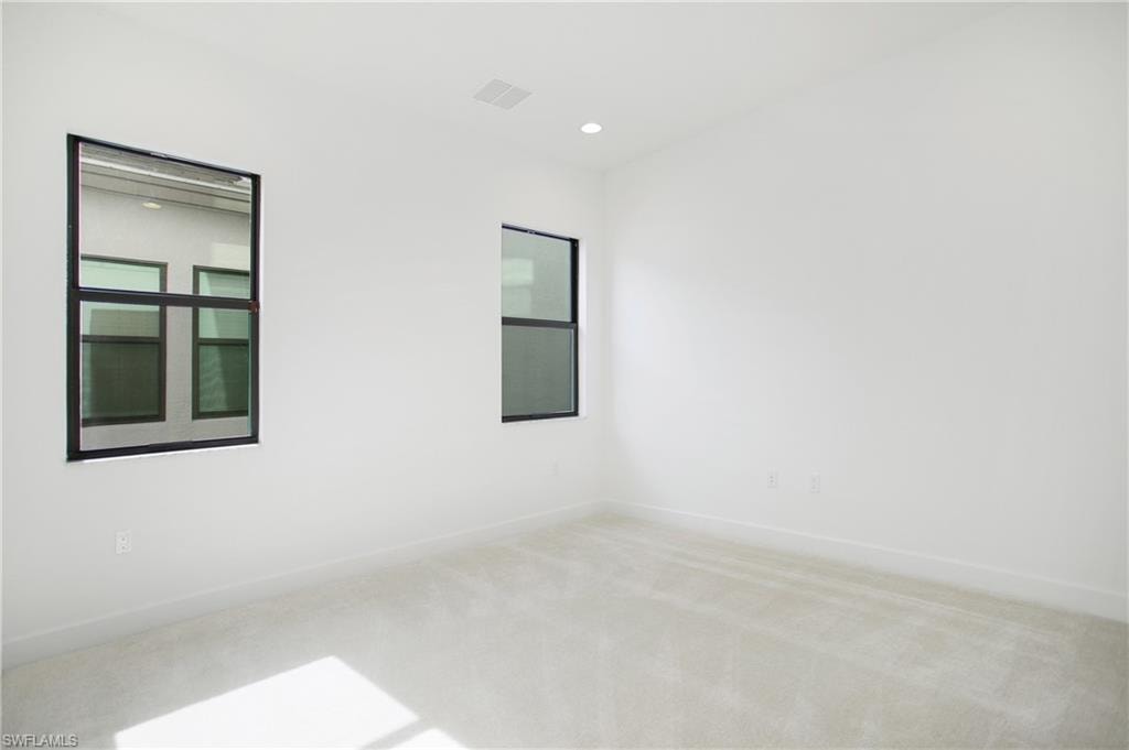 20195 Ainsley ST photo 19